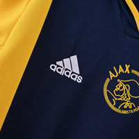 Ajax Away 00-01