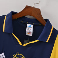 Ajax Away 00-01