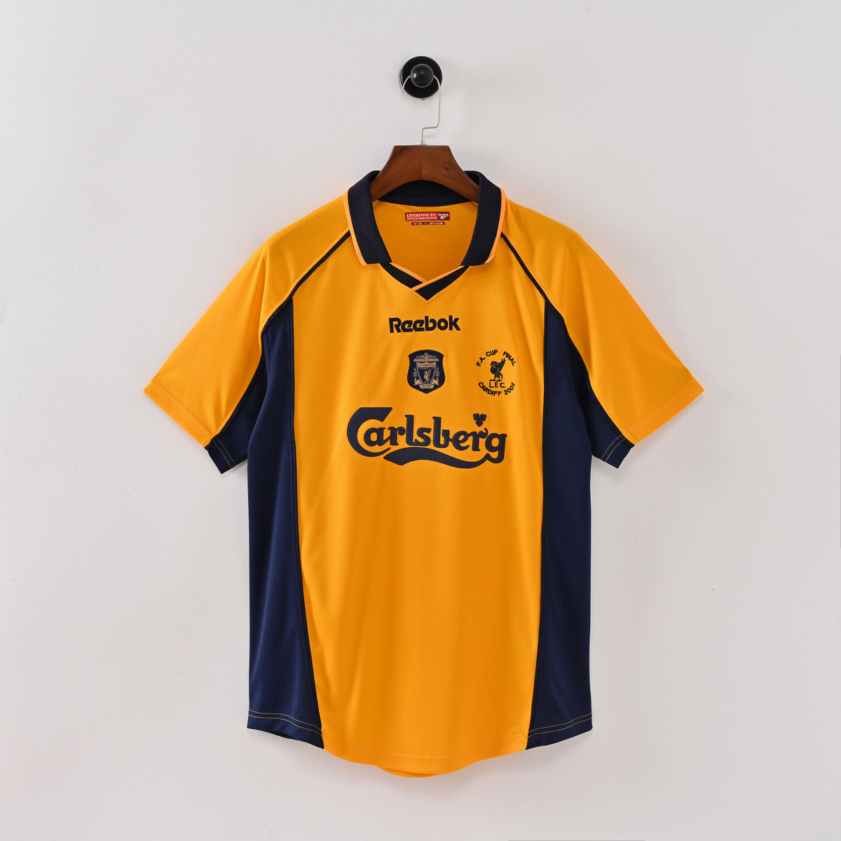 Liverpool Third 00-01 — image 1