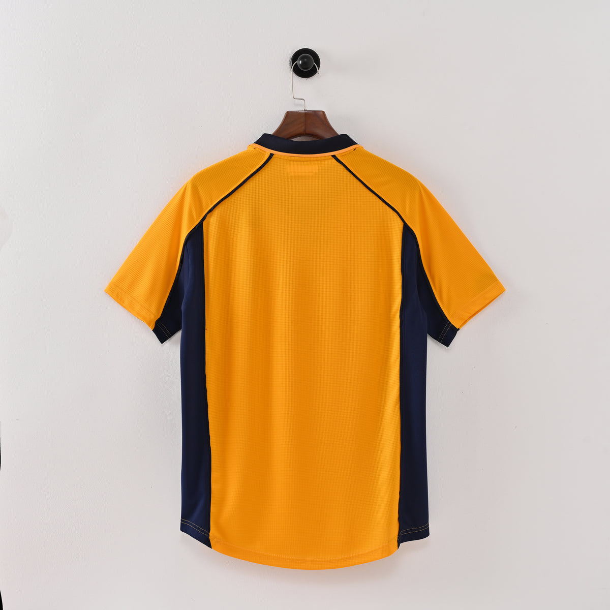 Liverpool Third 00-01 — image 2