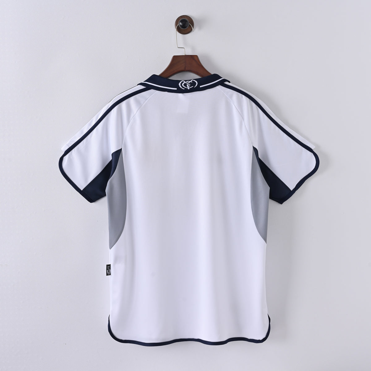 Real Madrid Home 00-01 — image 2
