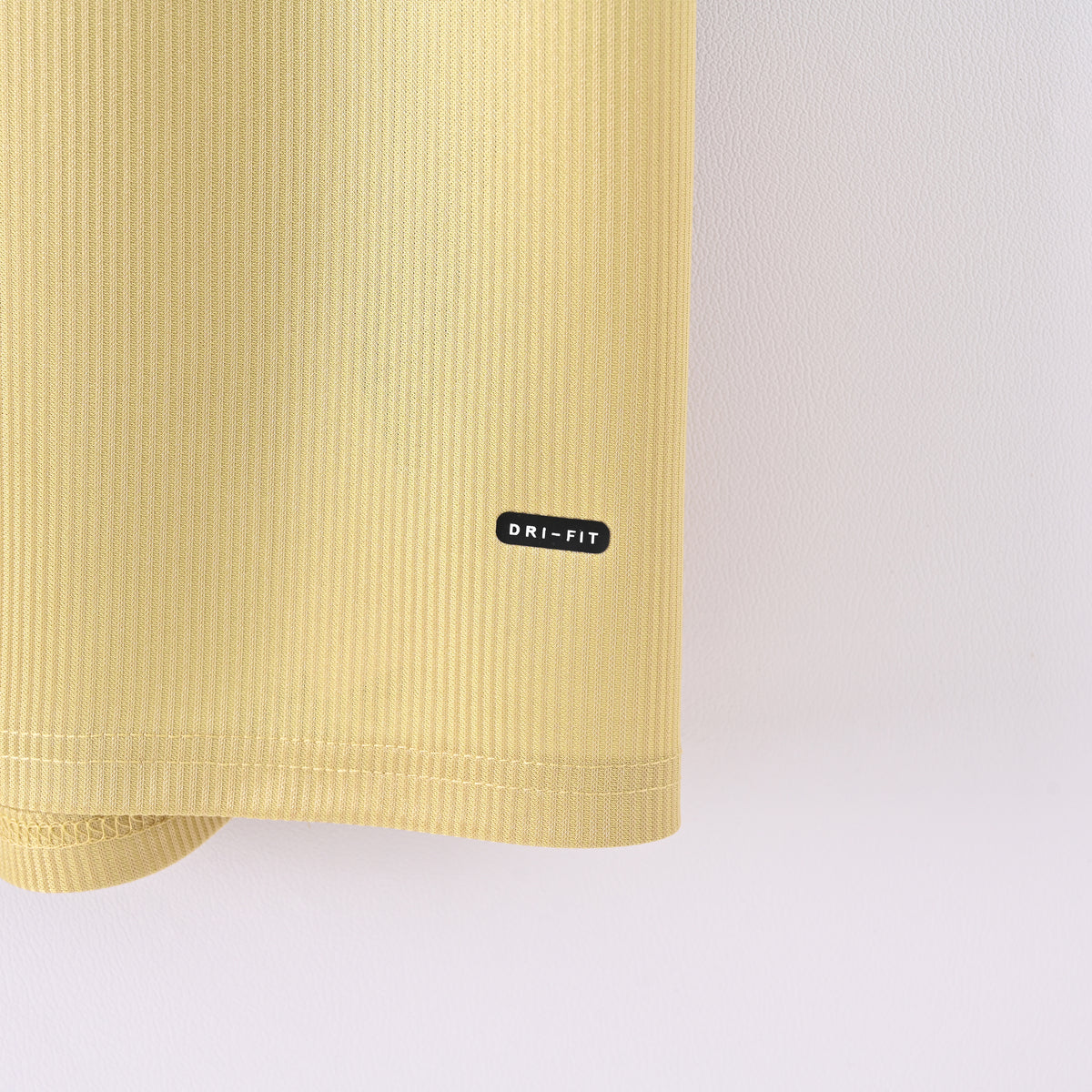 Arsenal Away 01-02 — image 3