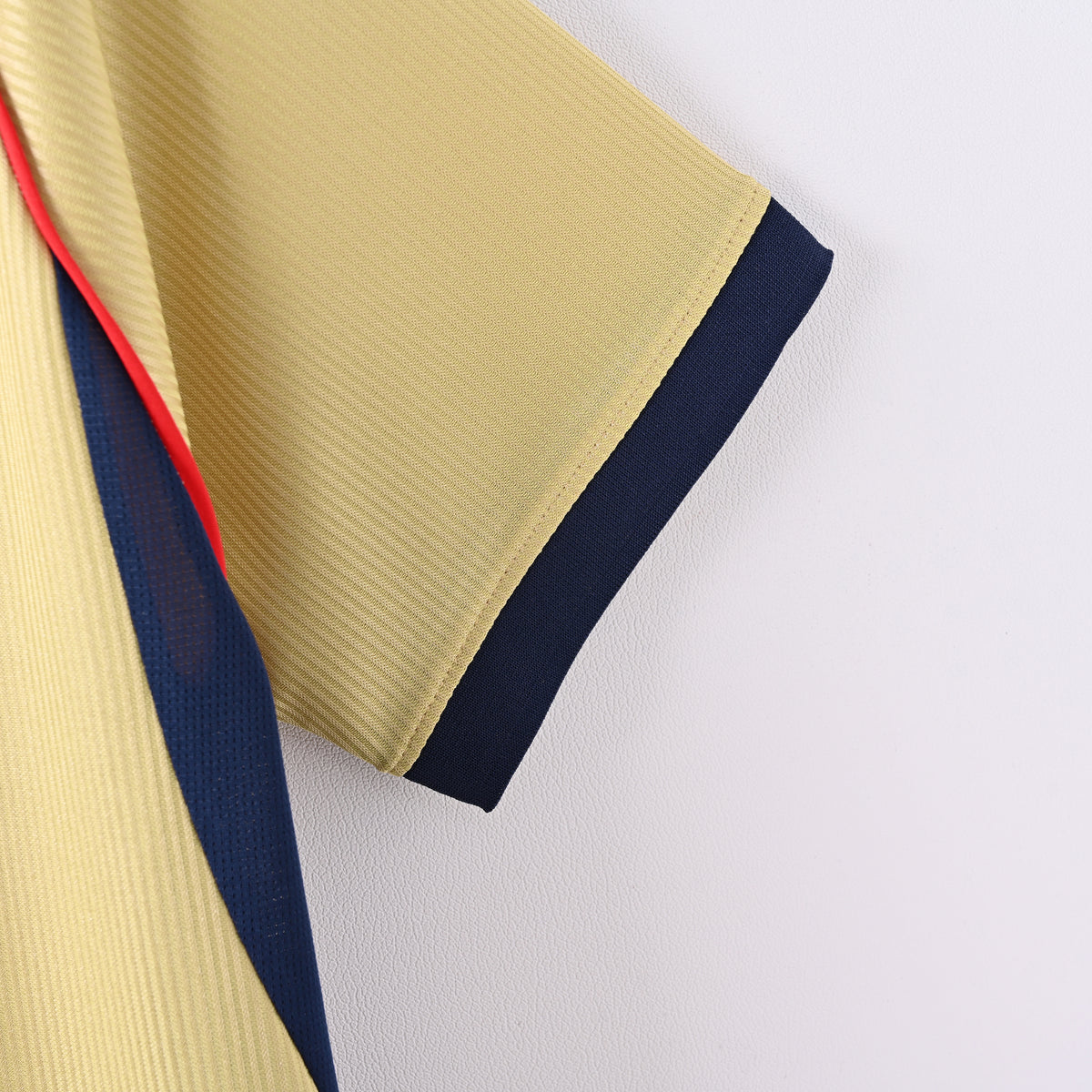 Arsenal Away 01-02 — image 4