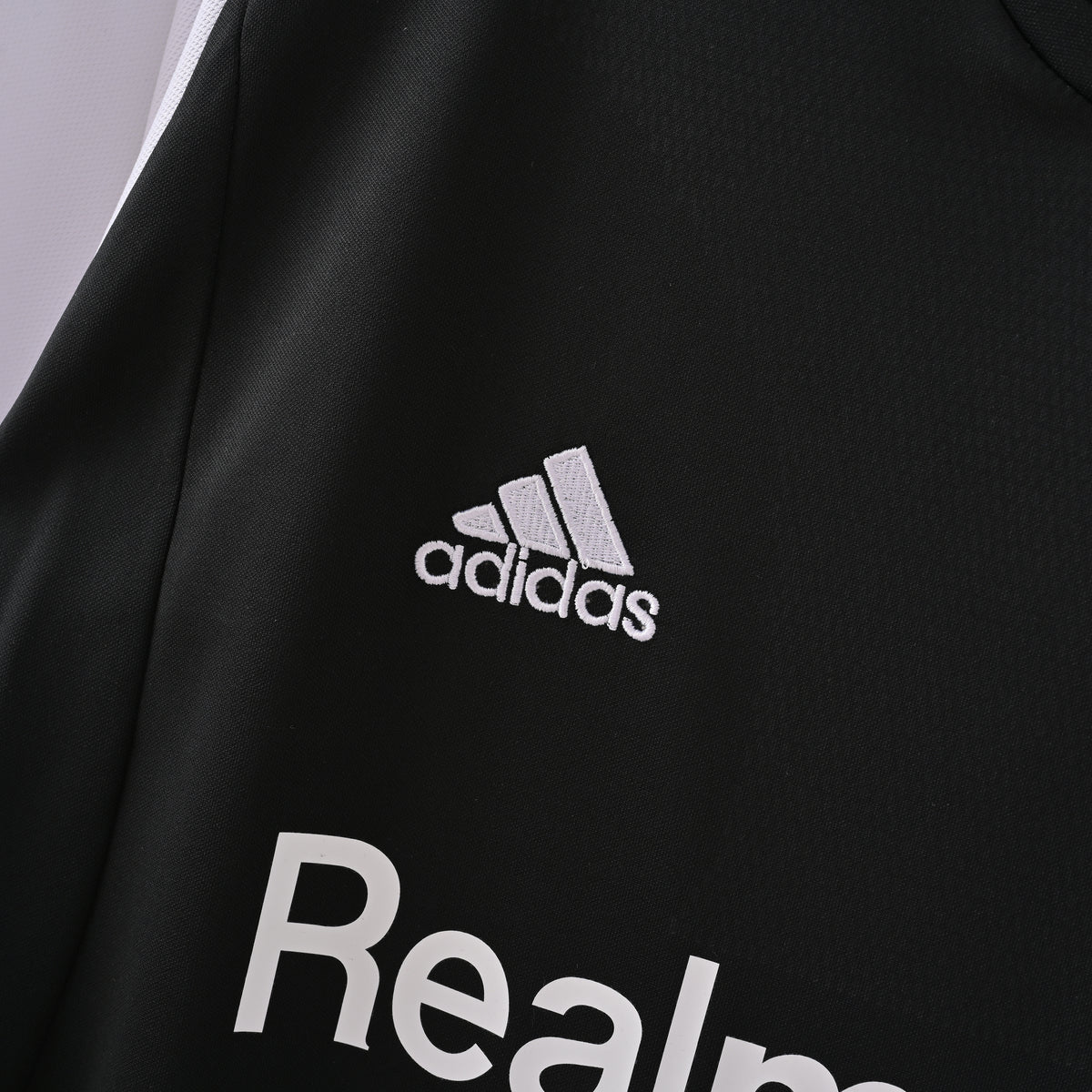 Real Madrid Home 01-02 — image 2