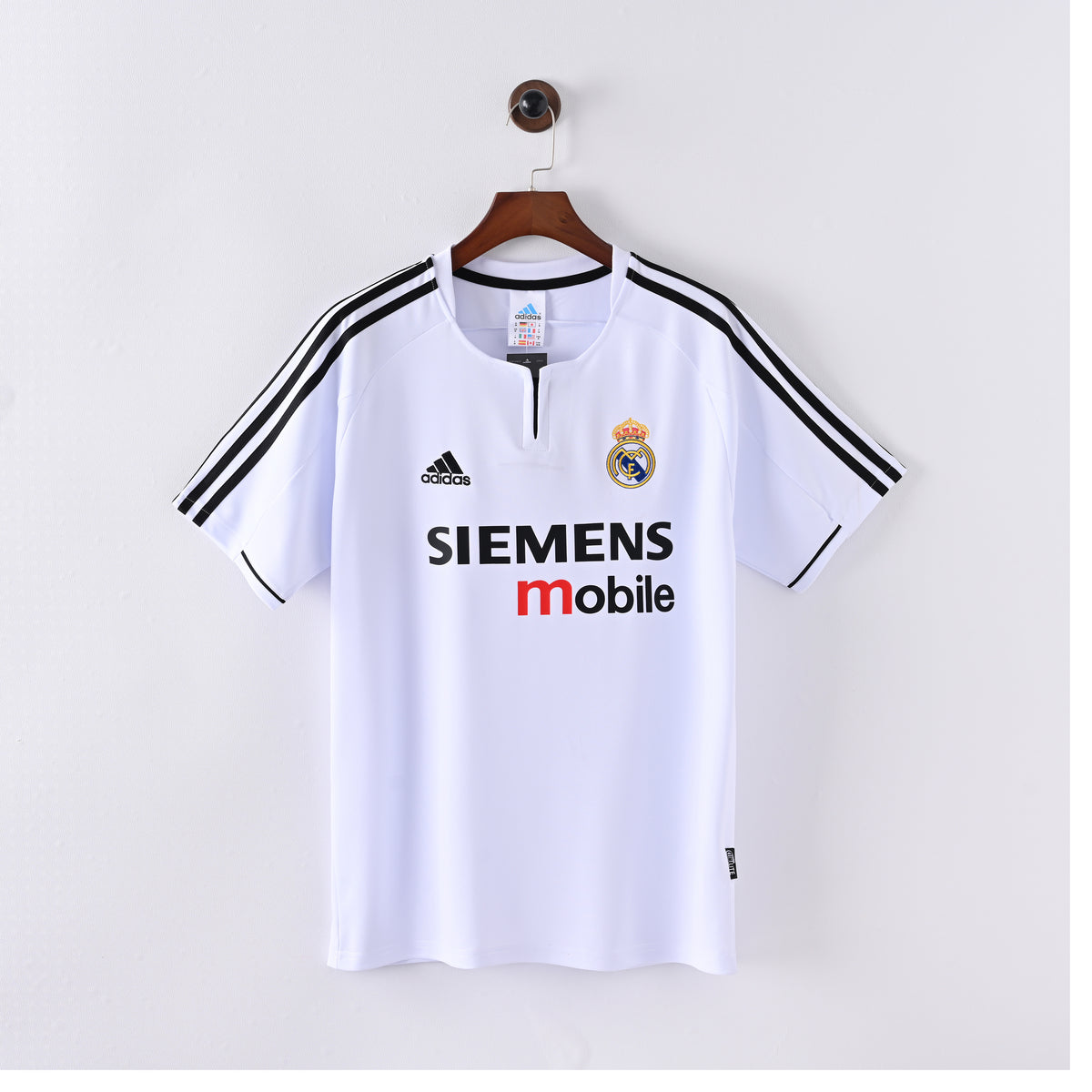 Real Madrid Home 03-04 — image 1