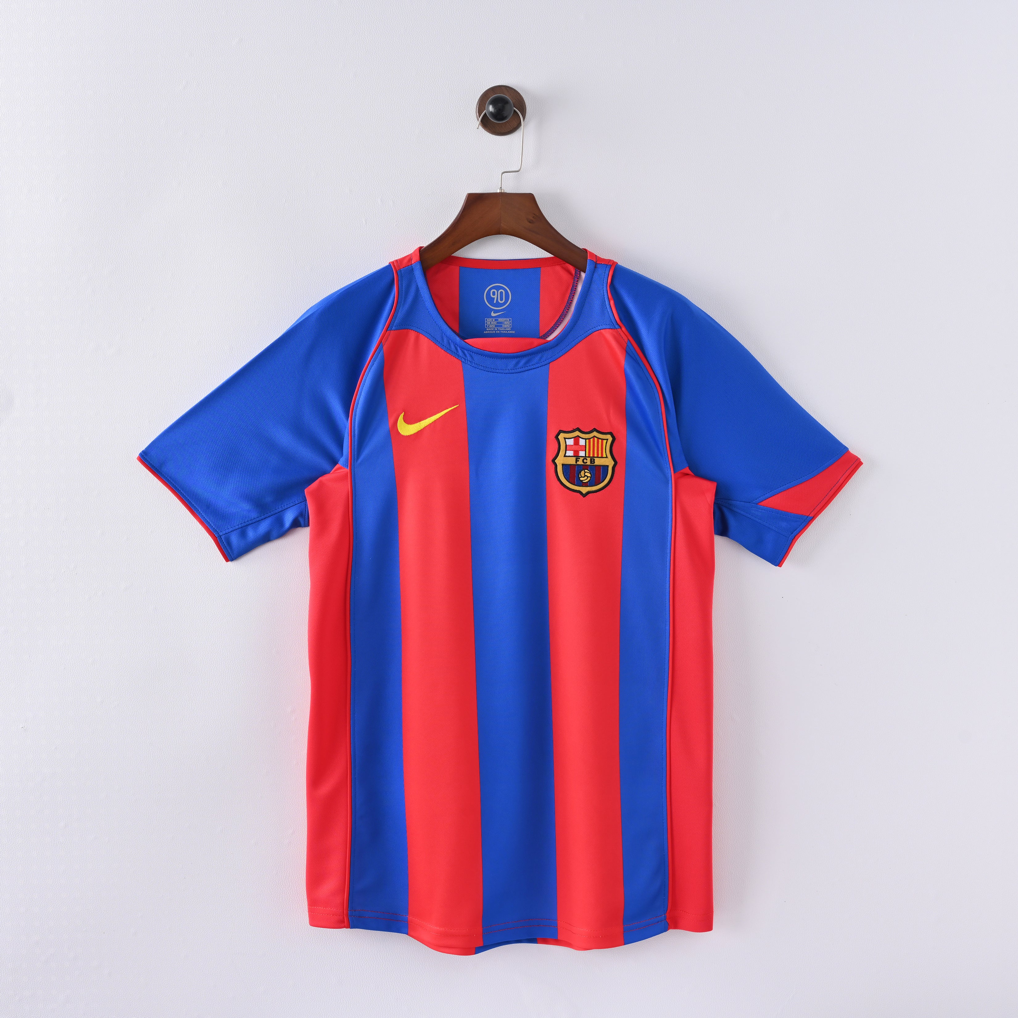 Barcelona Home 04-05 — image 1