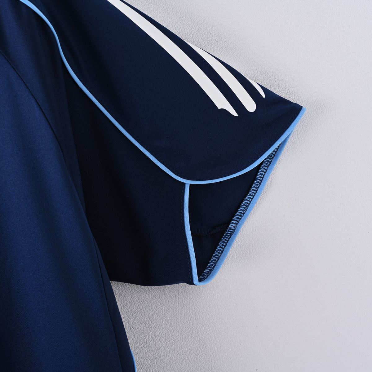 Real Madrid Away 05-06 — image 4