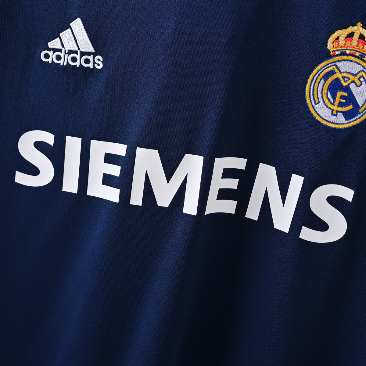 Real Madrid Away 05-06 — image 5