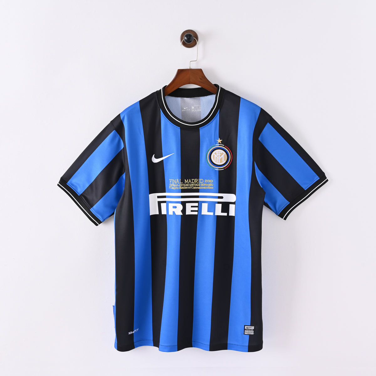 Inter Milan Home 09-10 — image 1