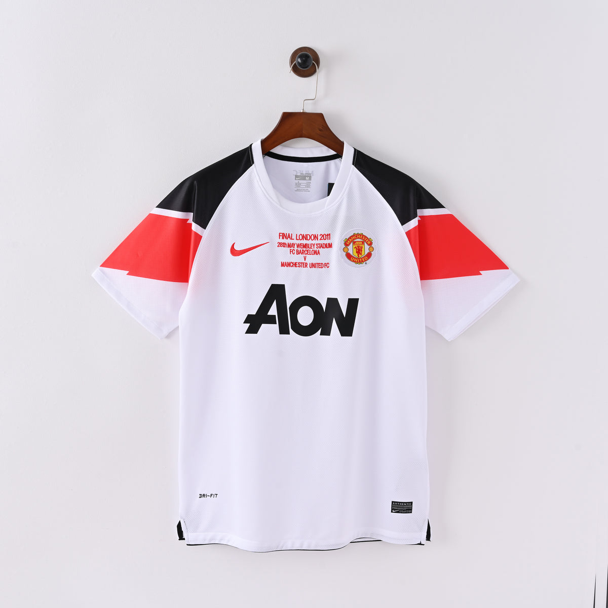 Manchester United Away 11-12 — image 1