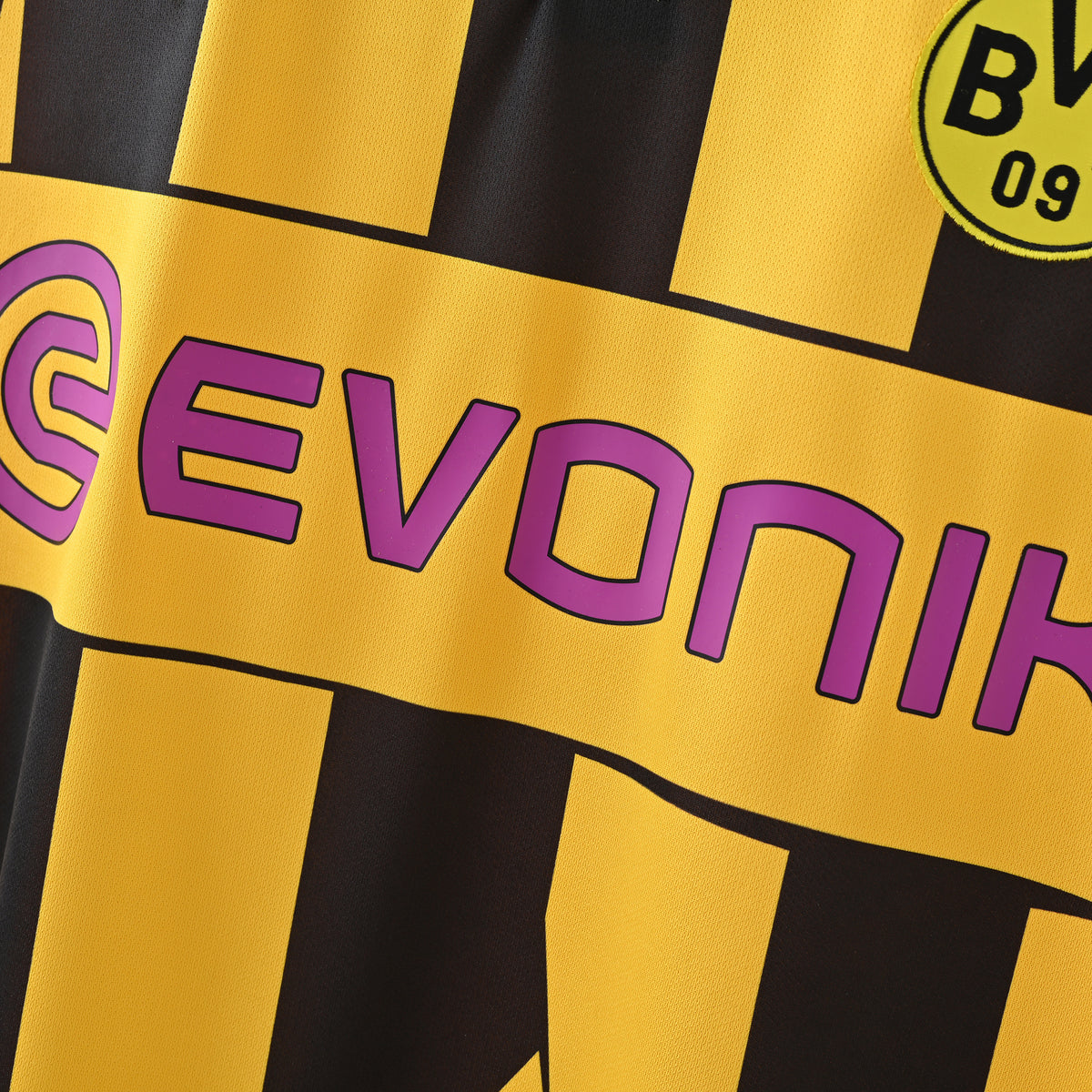 Borussia Dortmund Home 12-13 — image 5