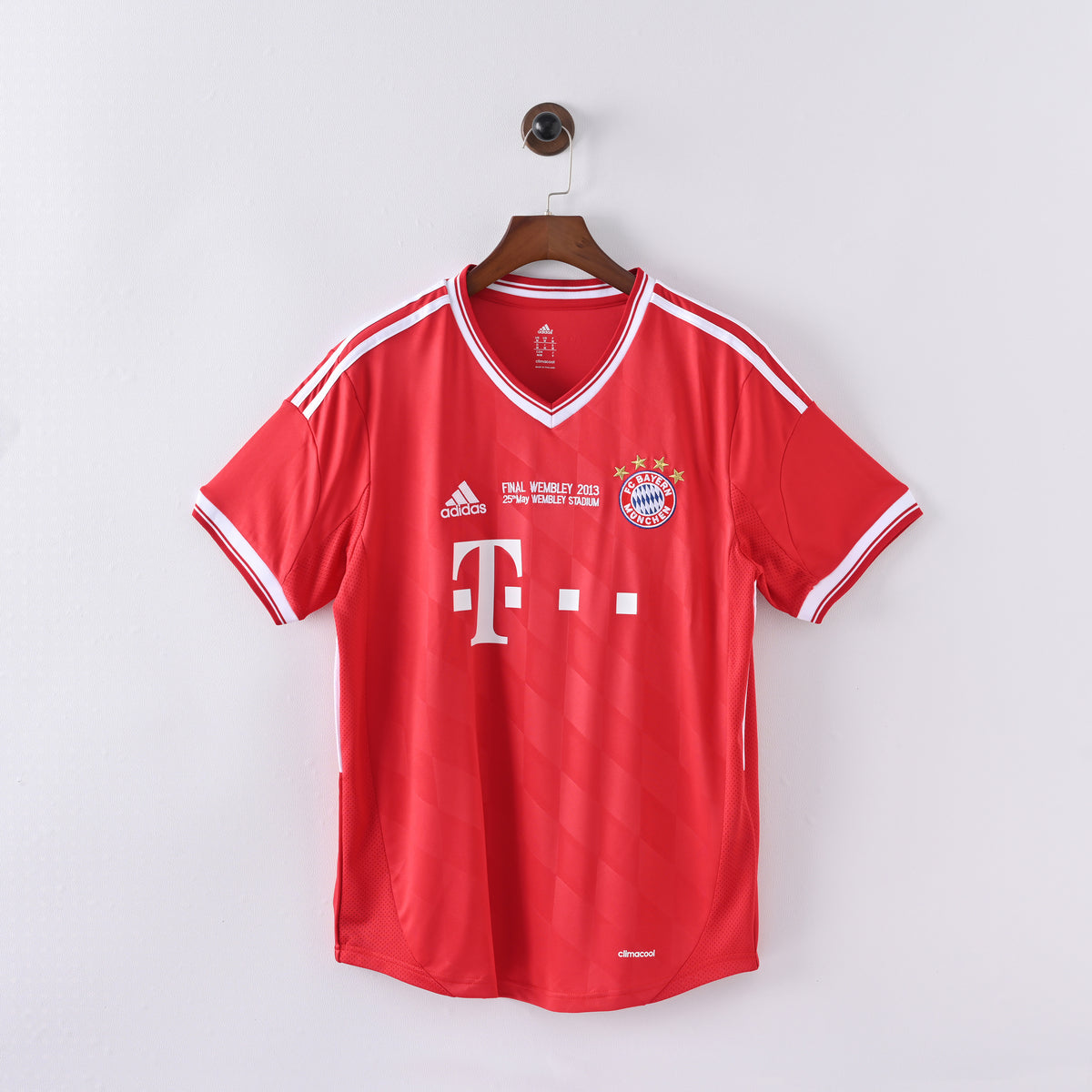 Bayern Munich Home 13-14 — image 1