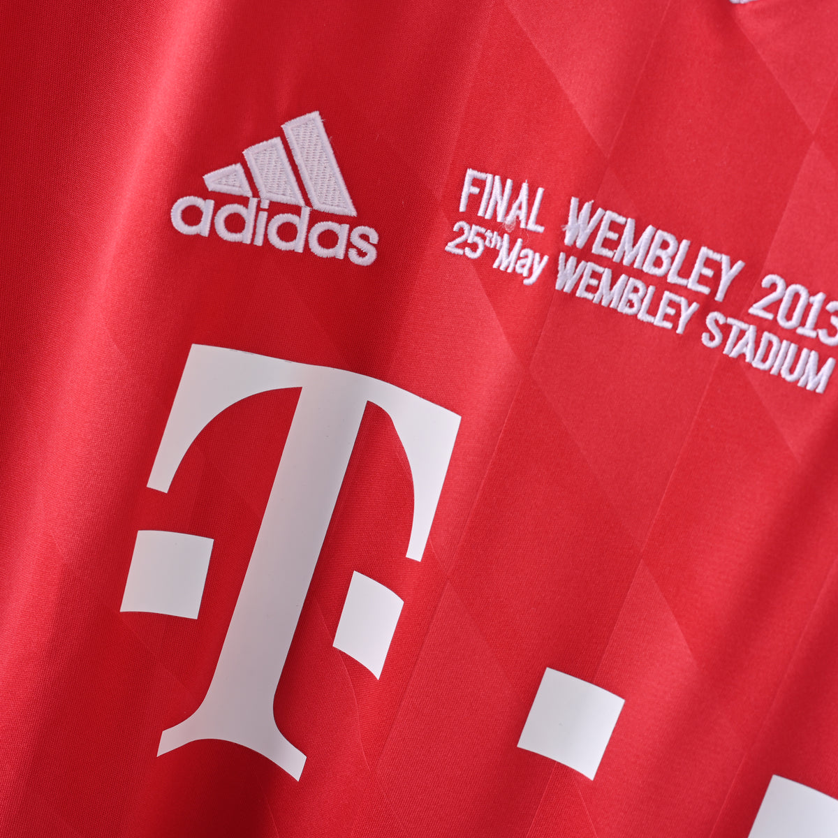 Bayern Munich Home 13-14 — image 2