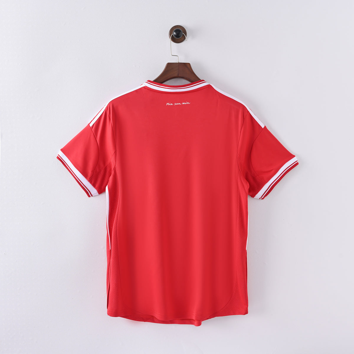Bayern Munich Home 13-14 — image 5