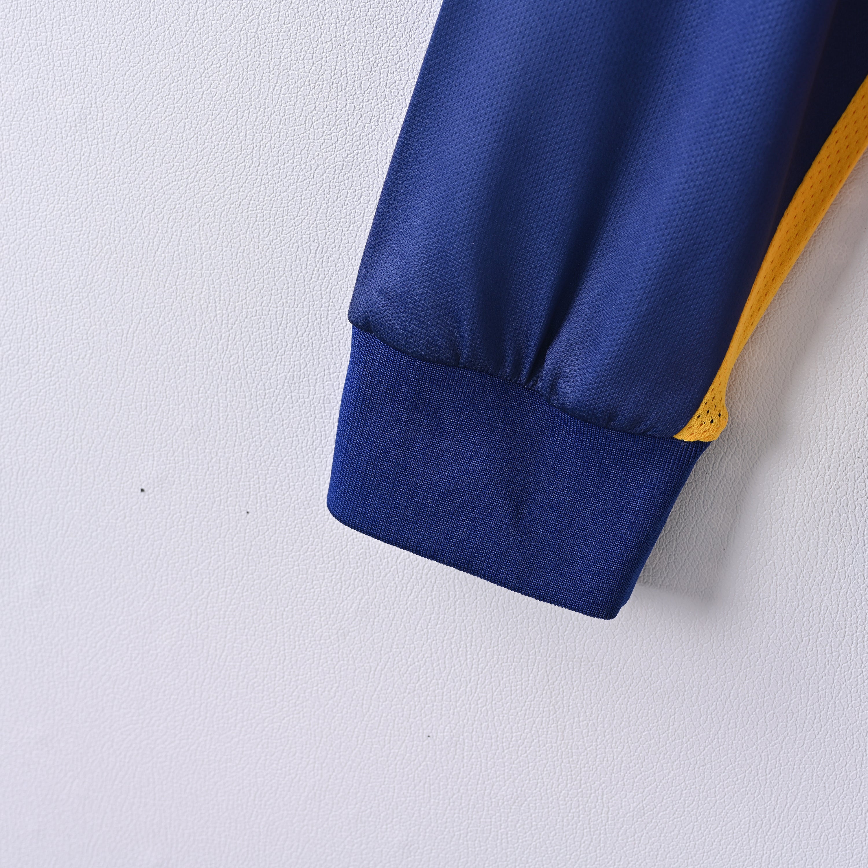 Barcelona Home Long Sleeve 15-16 — image 3