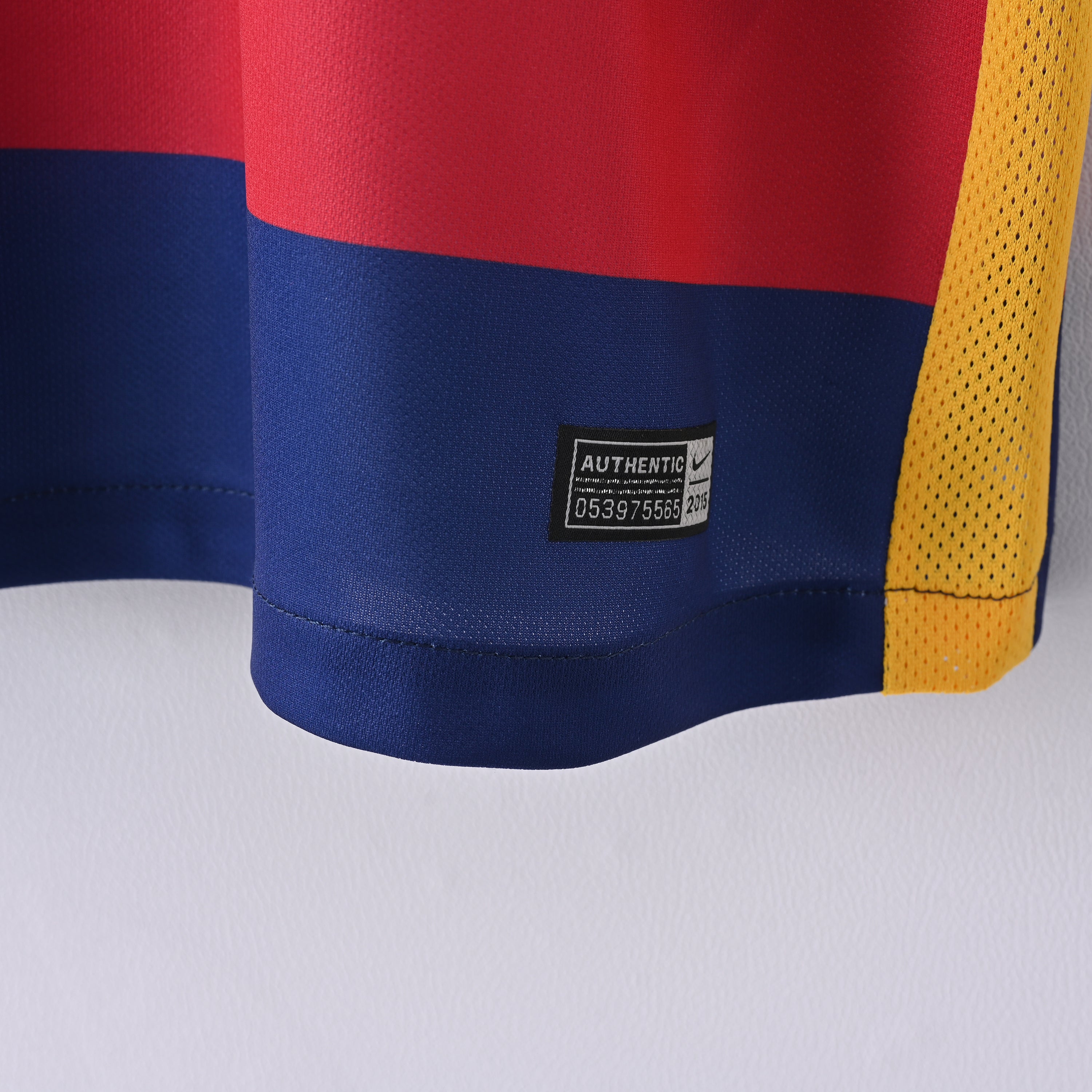 Barcelona Home Long Sleeve 15-16 — image 4
