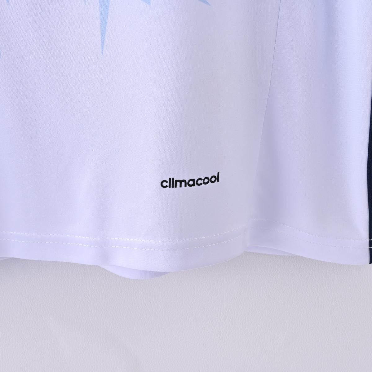 Japan Away 16-17 — image 5