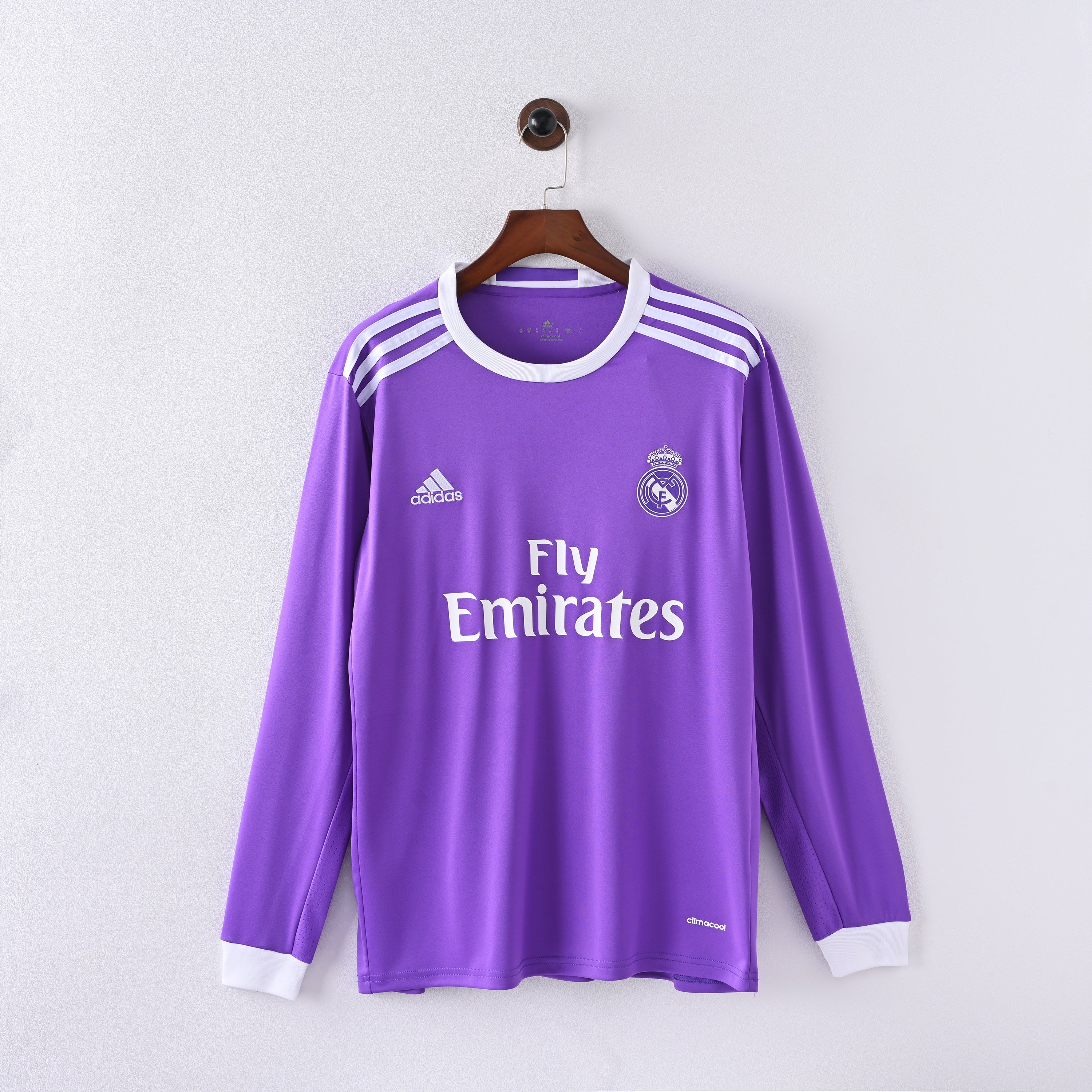 Real Madrid Home Long Sleeve 16-17 — image 1