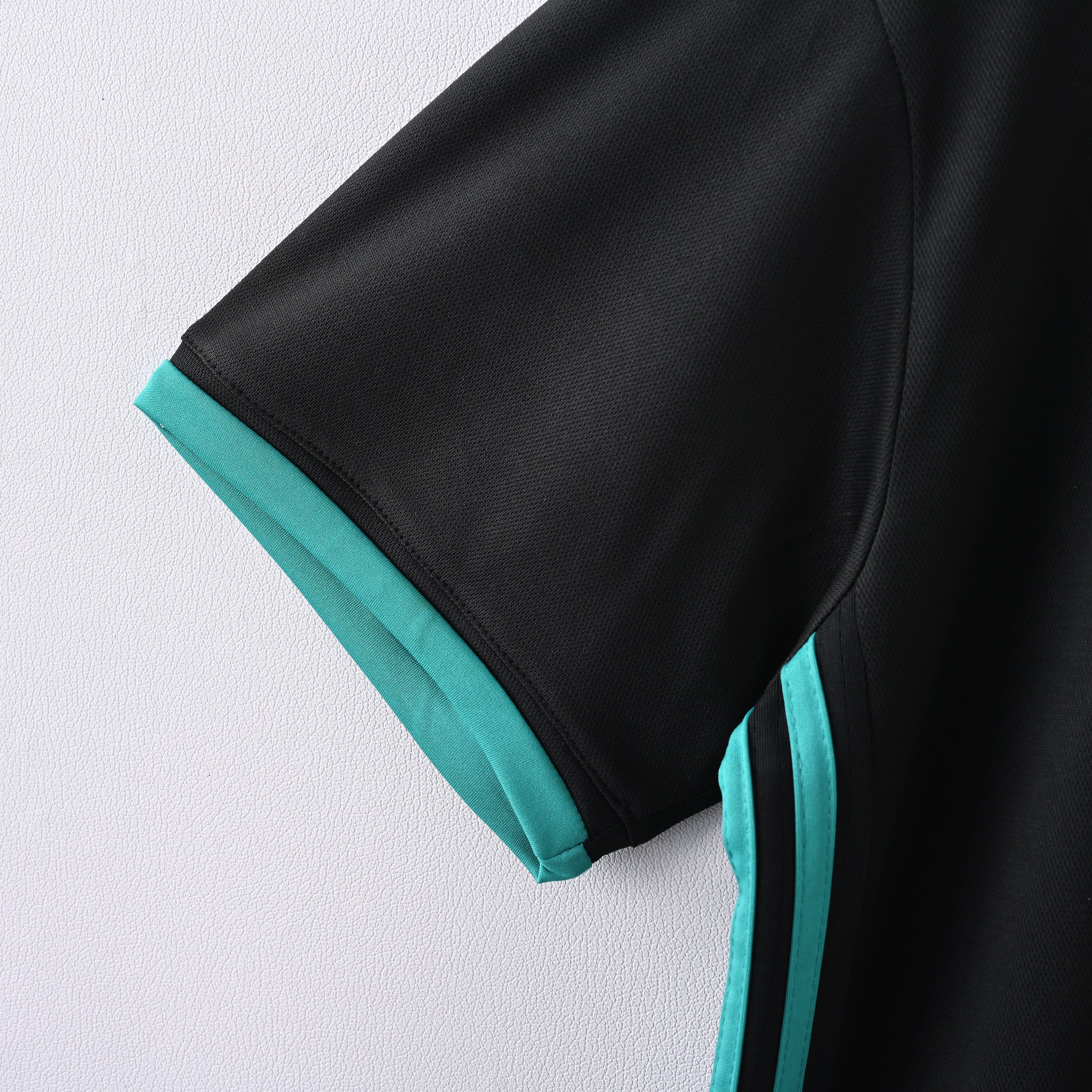Real Madrid Away 17-18 — image 5