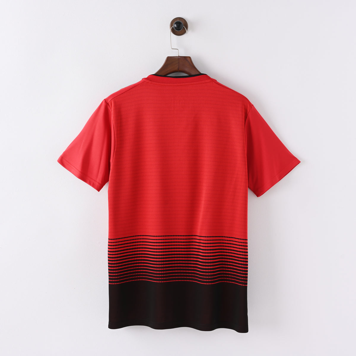 Manchester United Home 18-19 — image 2