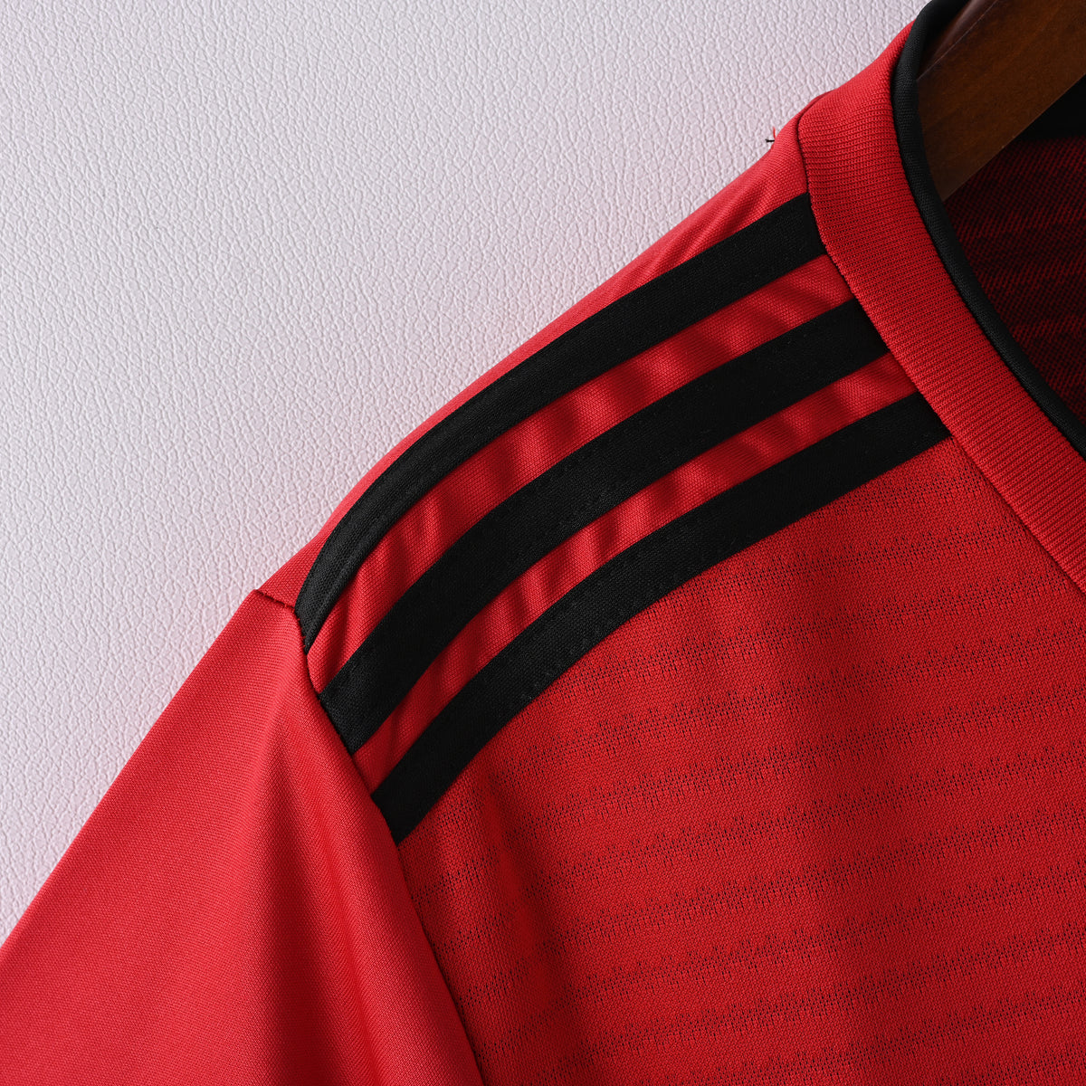 Manchester United Home 18-19 — image 4