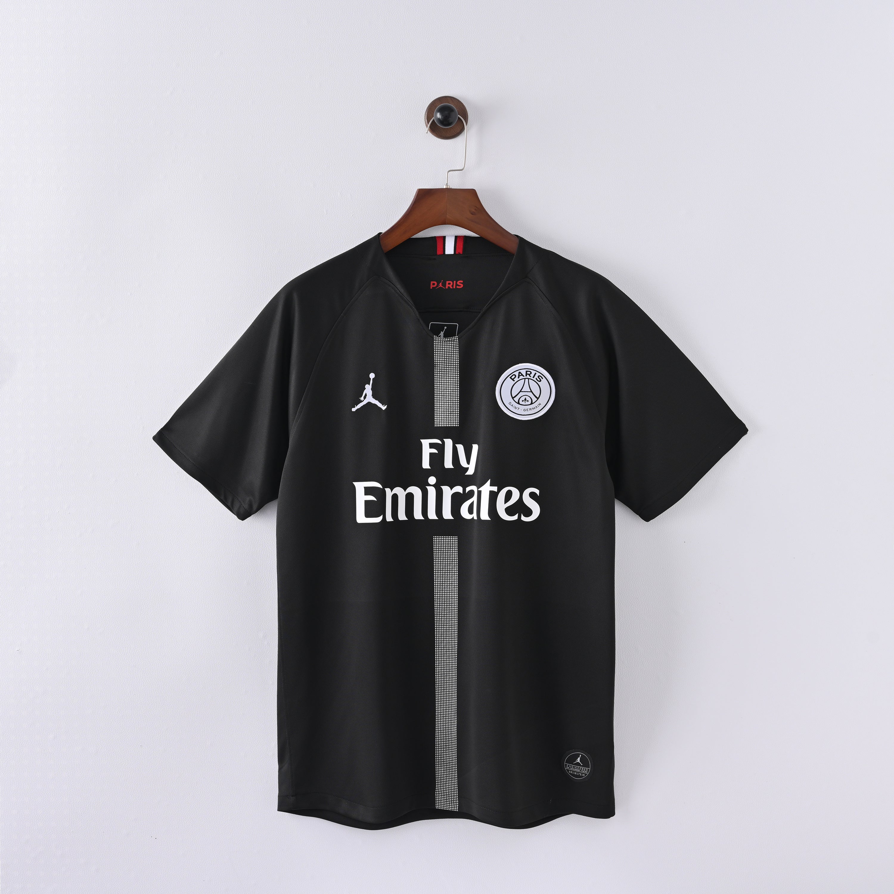 Paris Saint-Germain Home 18-19 — image 1