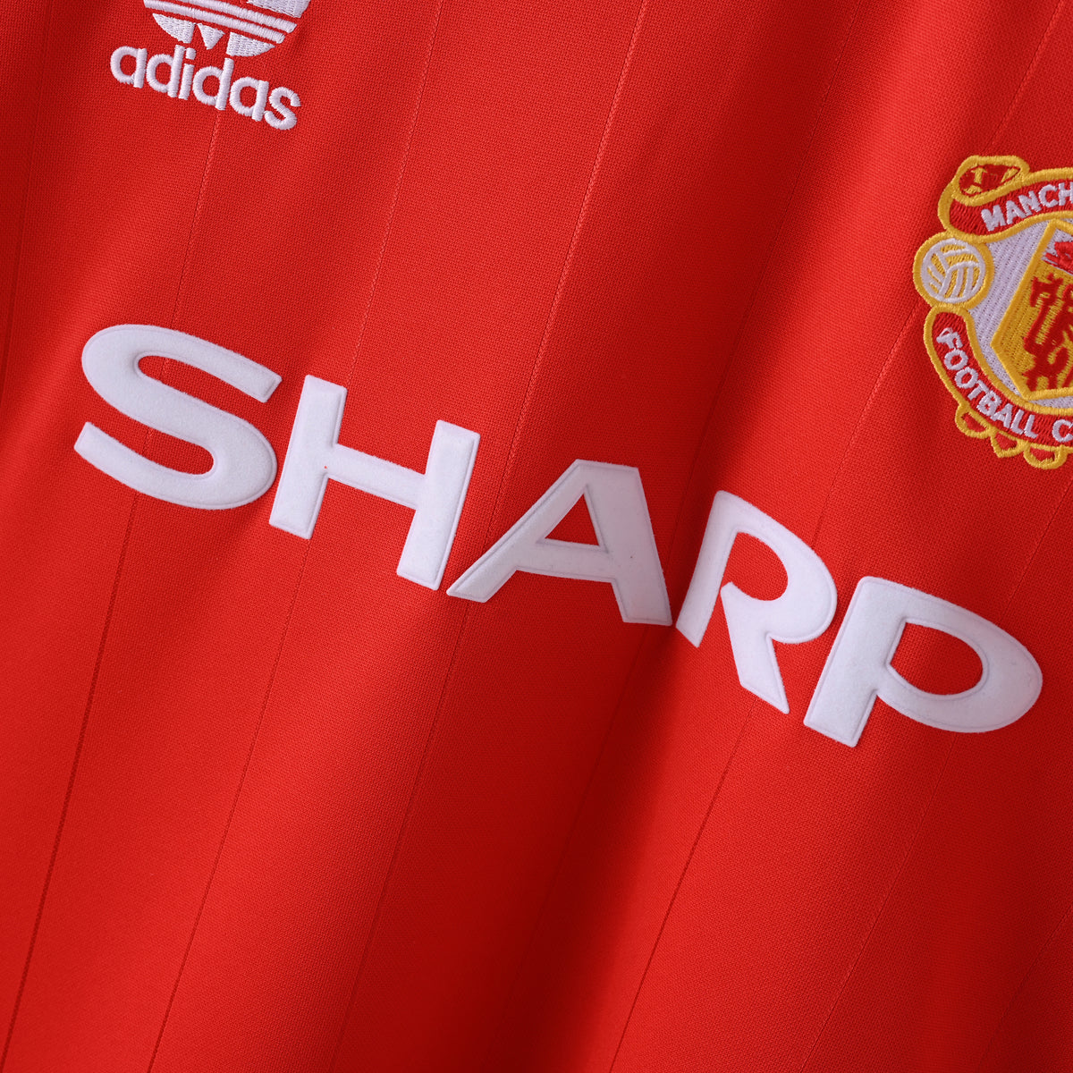 Manchester United Home 83-84 — image 4