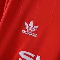 Manchester United Home 83-84
