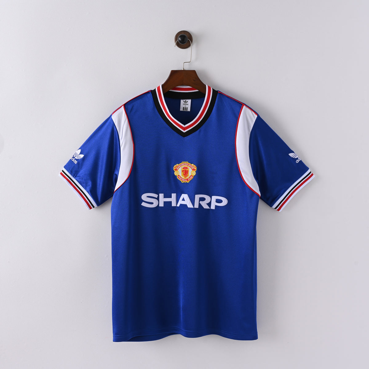 Manchester United Third 1984 — image 1