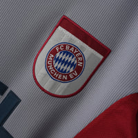 Bayern Munich Away 98-99