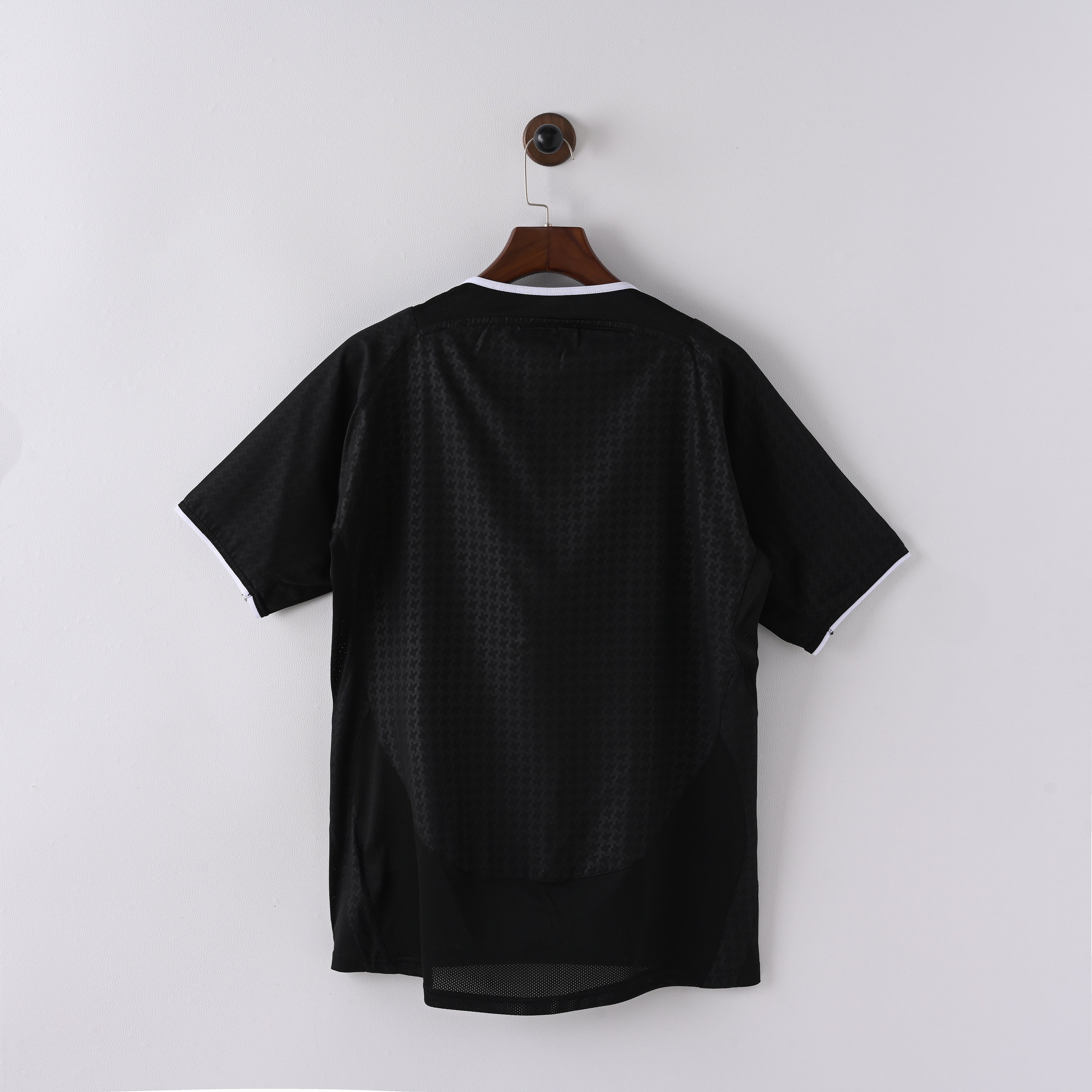 Manchester United Away 03-04 — image 2