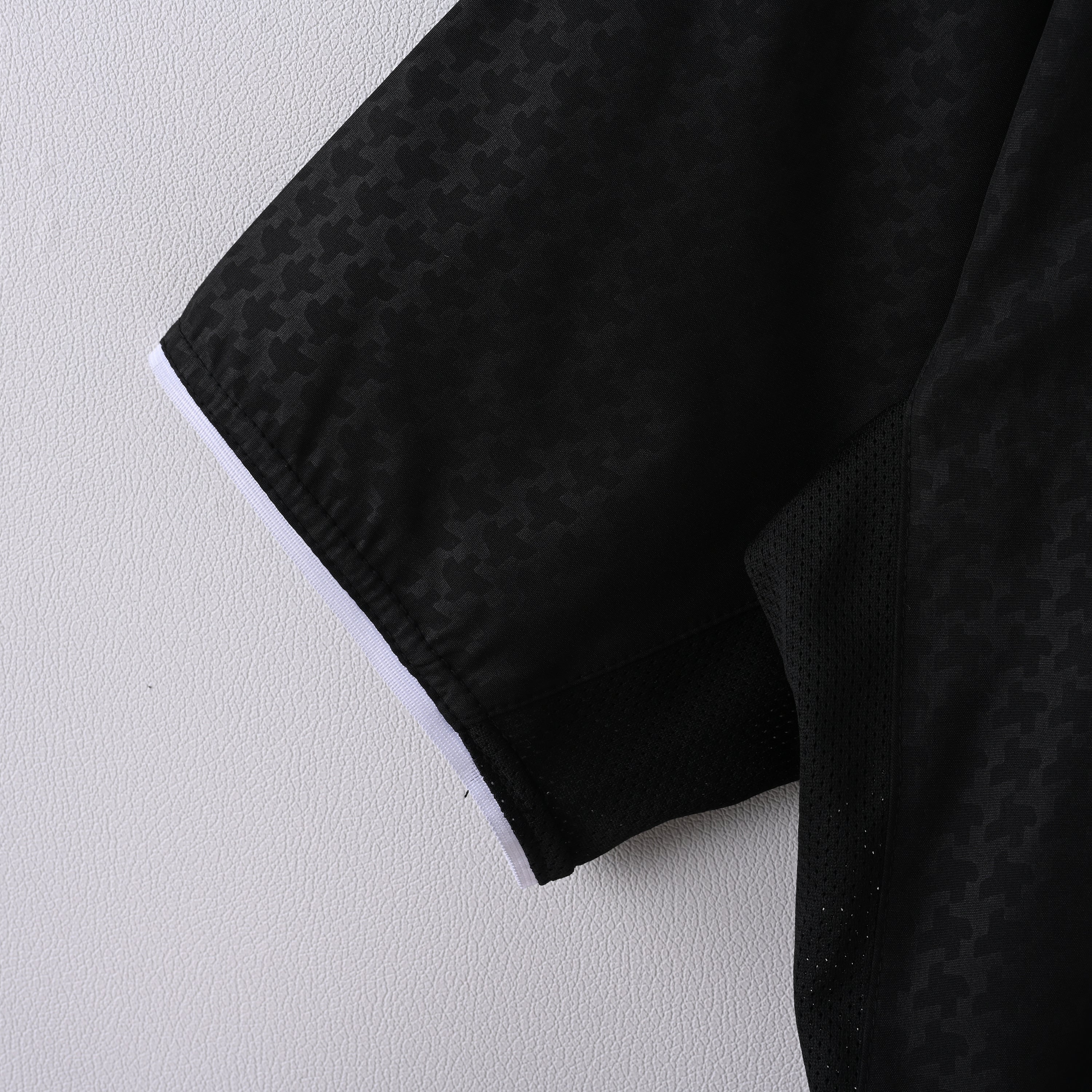 Manchester United Away 03-04 — image 3