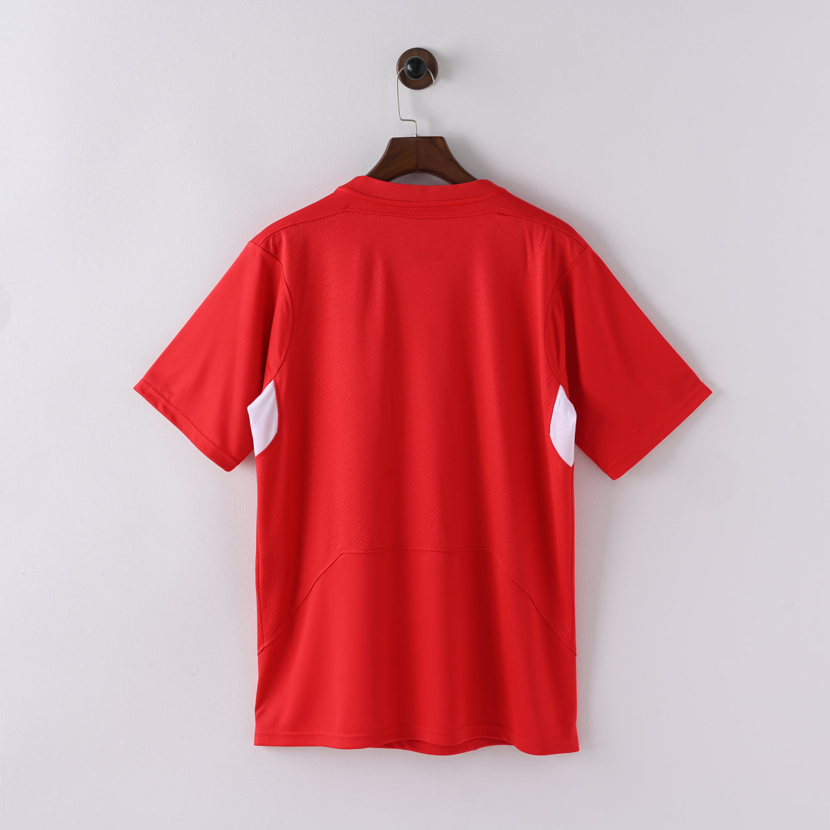 Liverpool Home 04-05 — image 2