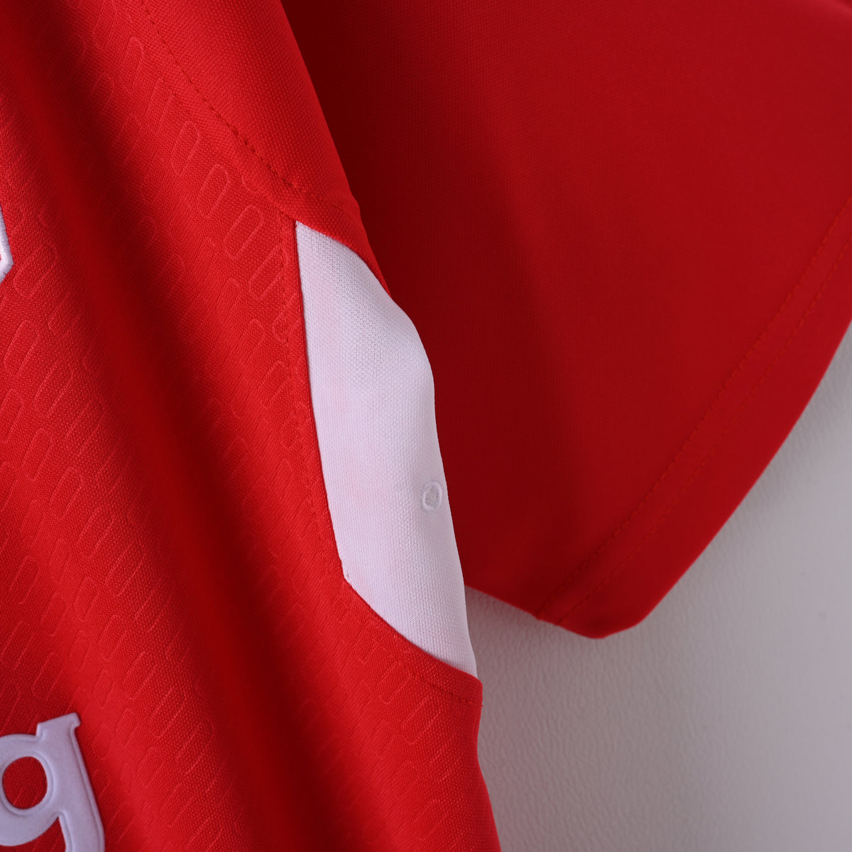 Liverpool Home 04-05 — image 4