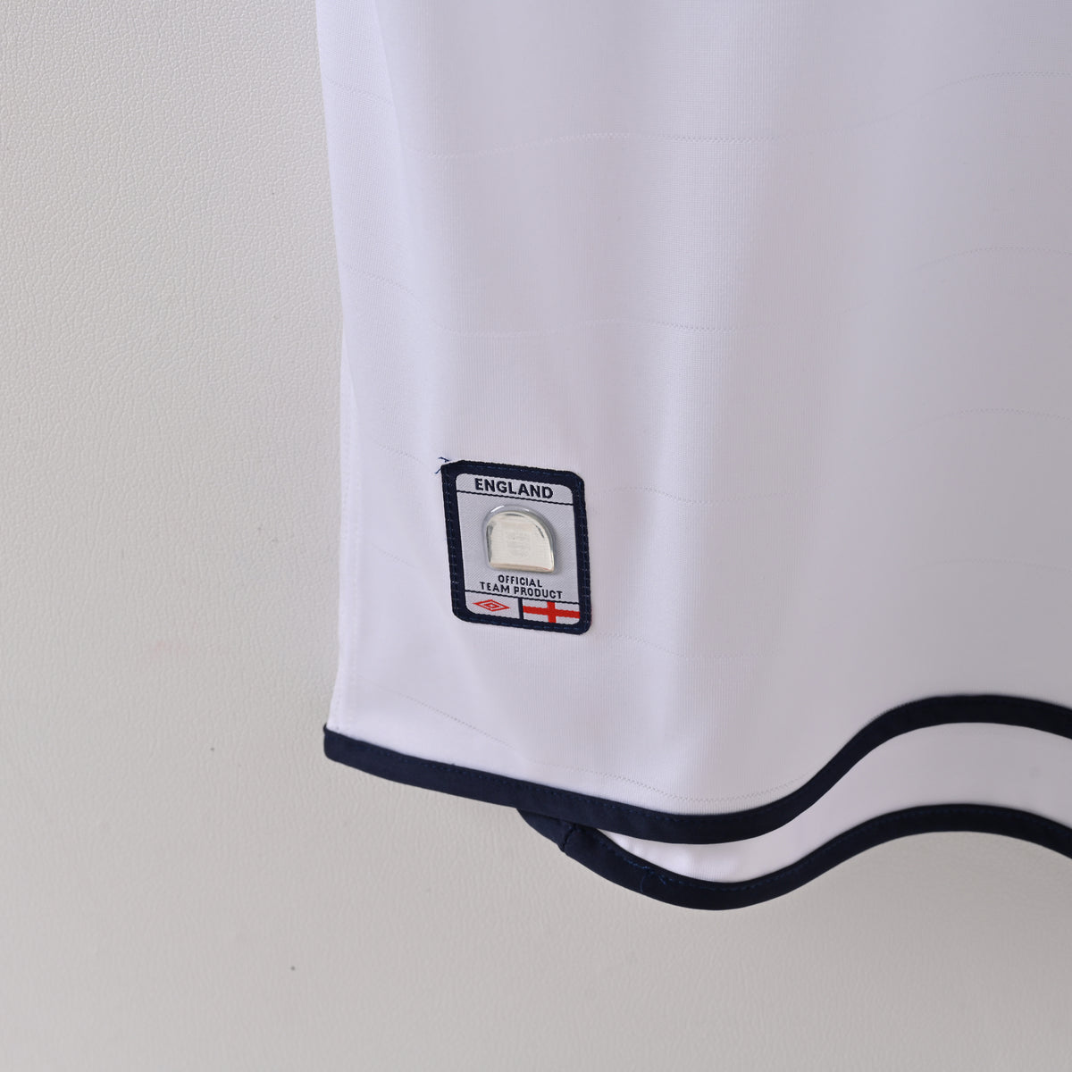 England Home 2004 — image 4