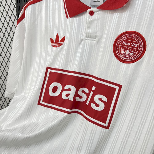 26 Oasis Tour 20-25 — image 2