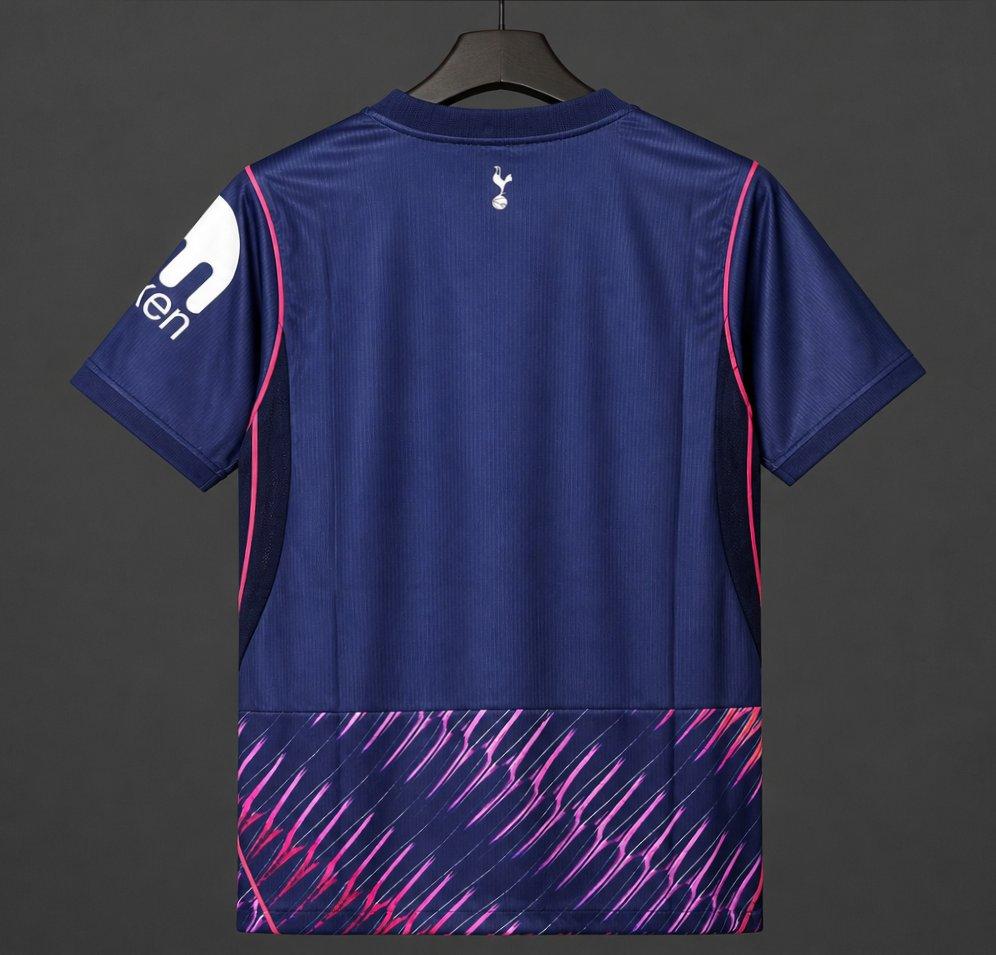 Tottenham Hotspur Away 26-27 — image 2