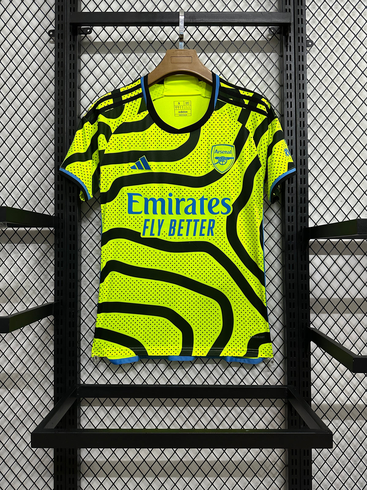 Arsenal Away 23-24 — image 2