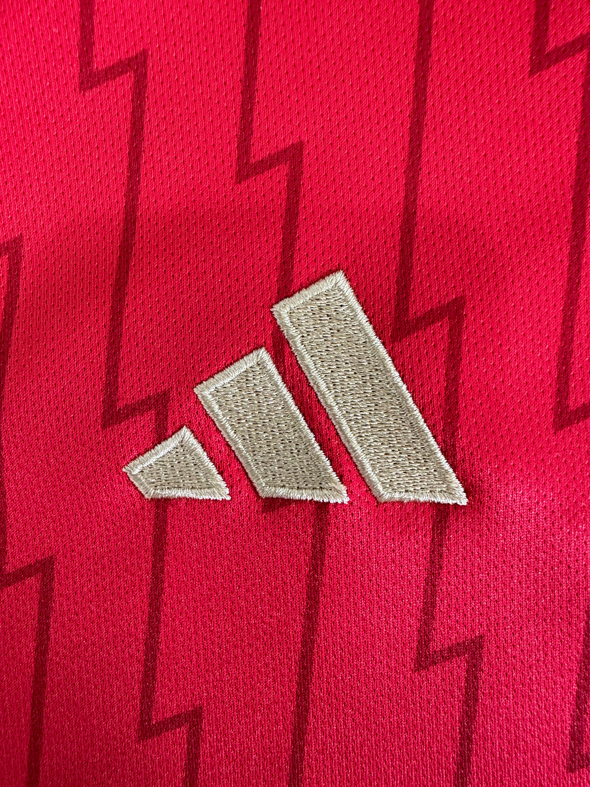 Arsenal Home 23-24 — image 5