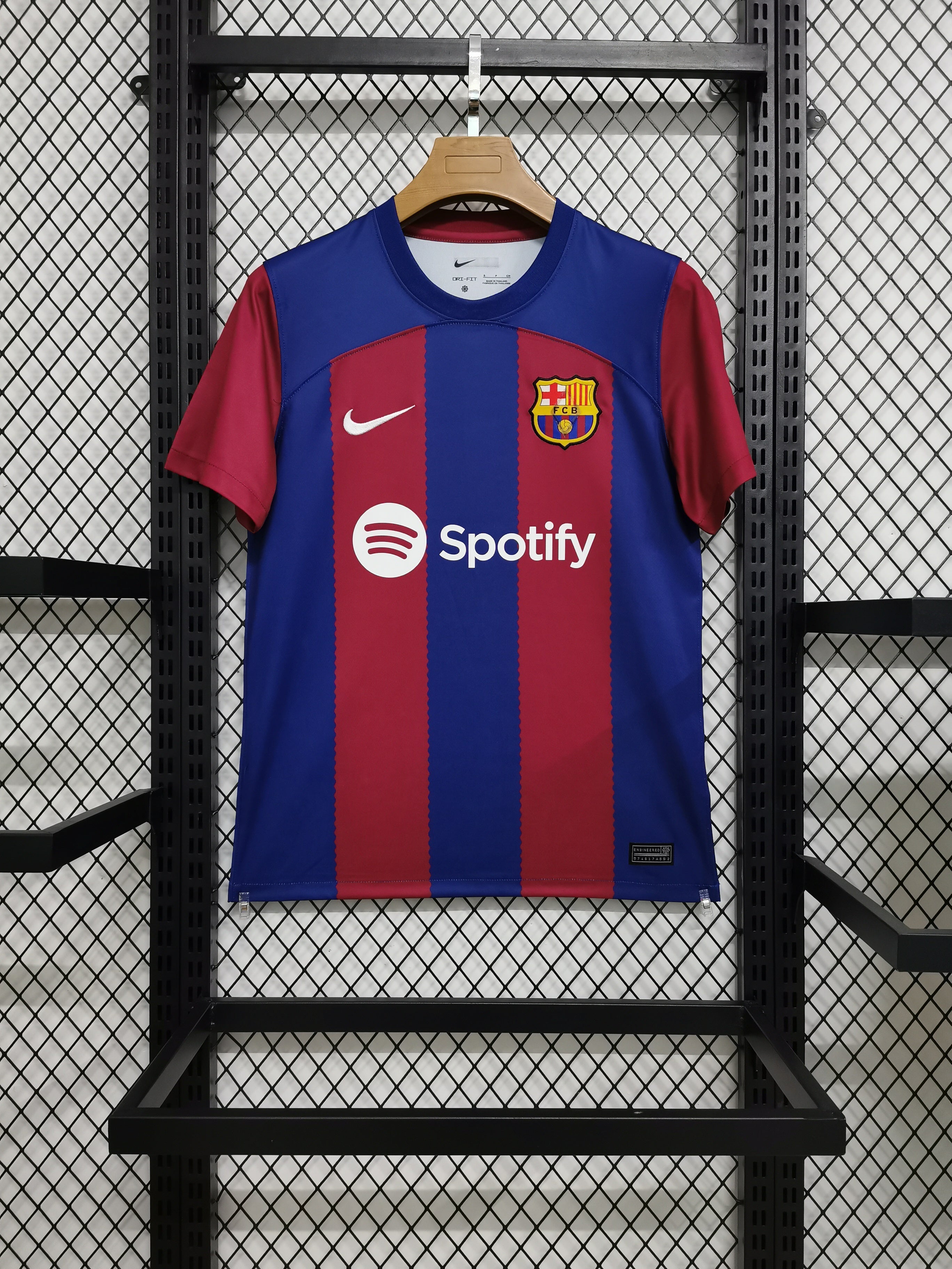 Barcelona Home 23-24 — image 11