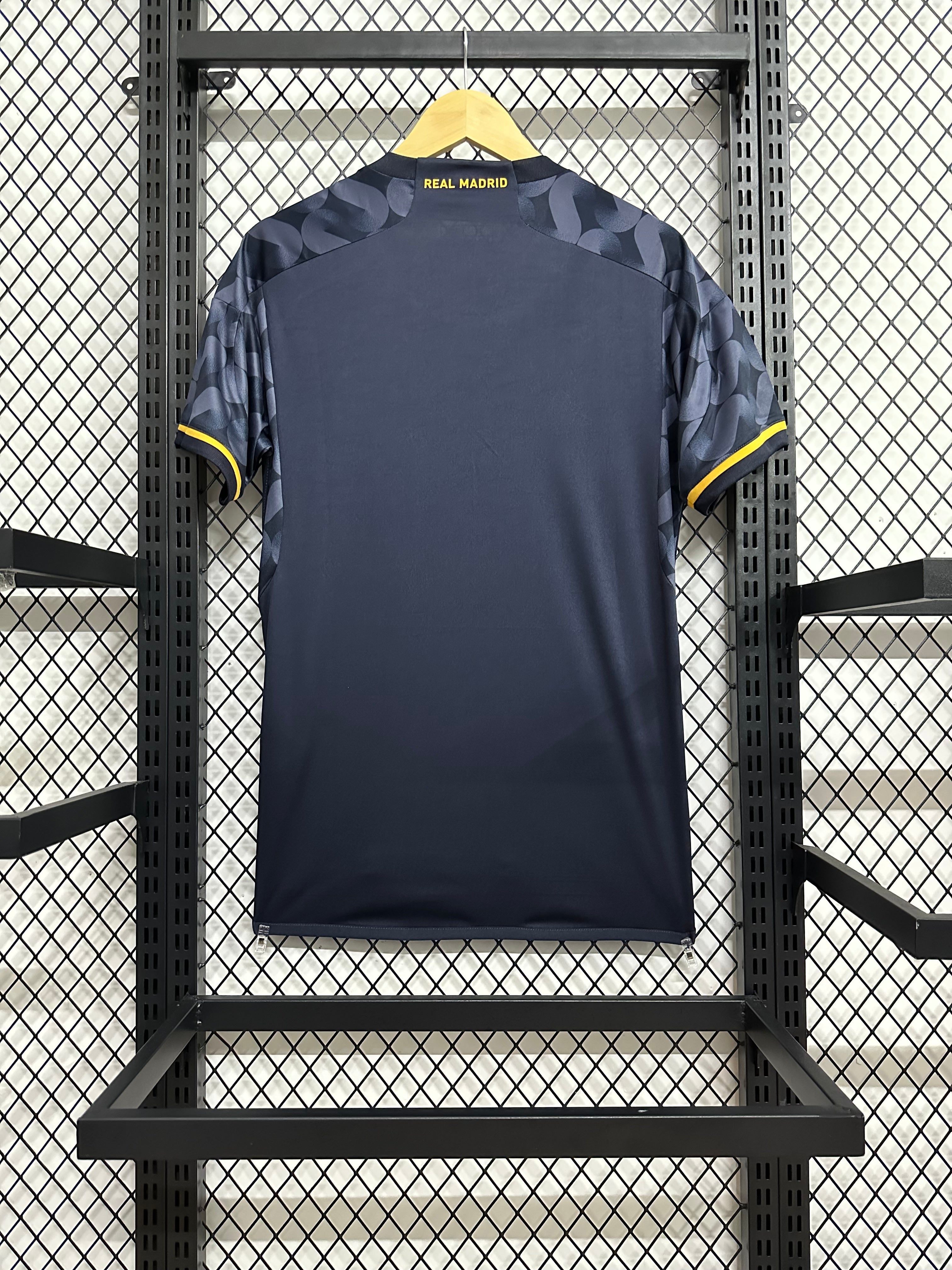 Real Madrid Away 23-24 — image 3