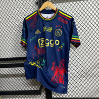 Ajax Graffiti Edition 24-25