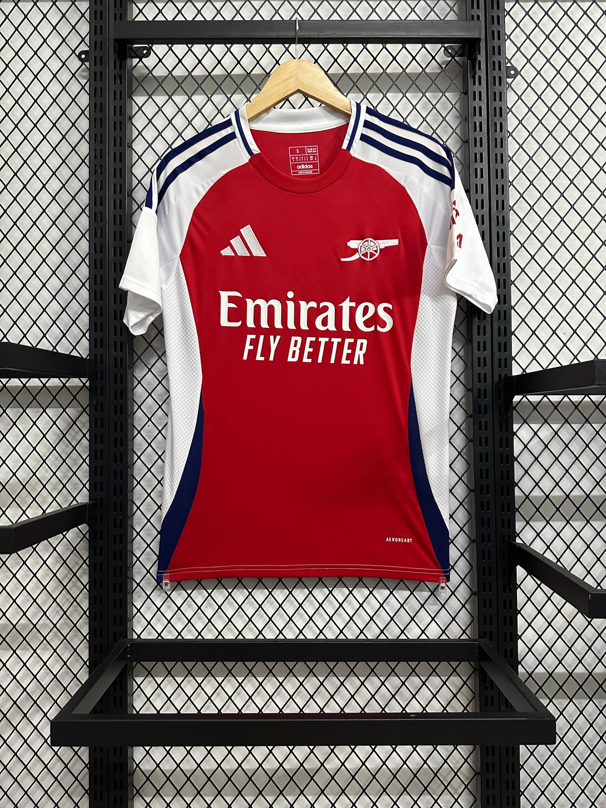 Arsenal Home 24-25 — image 2