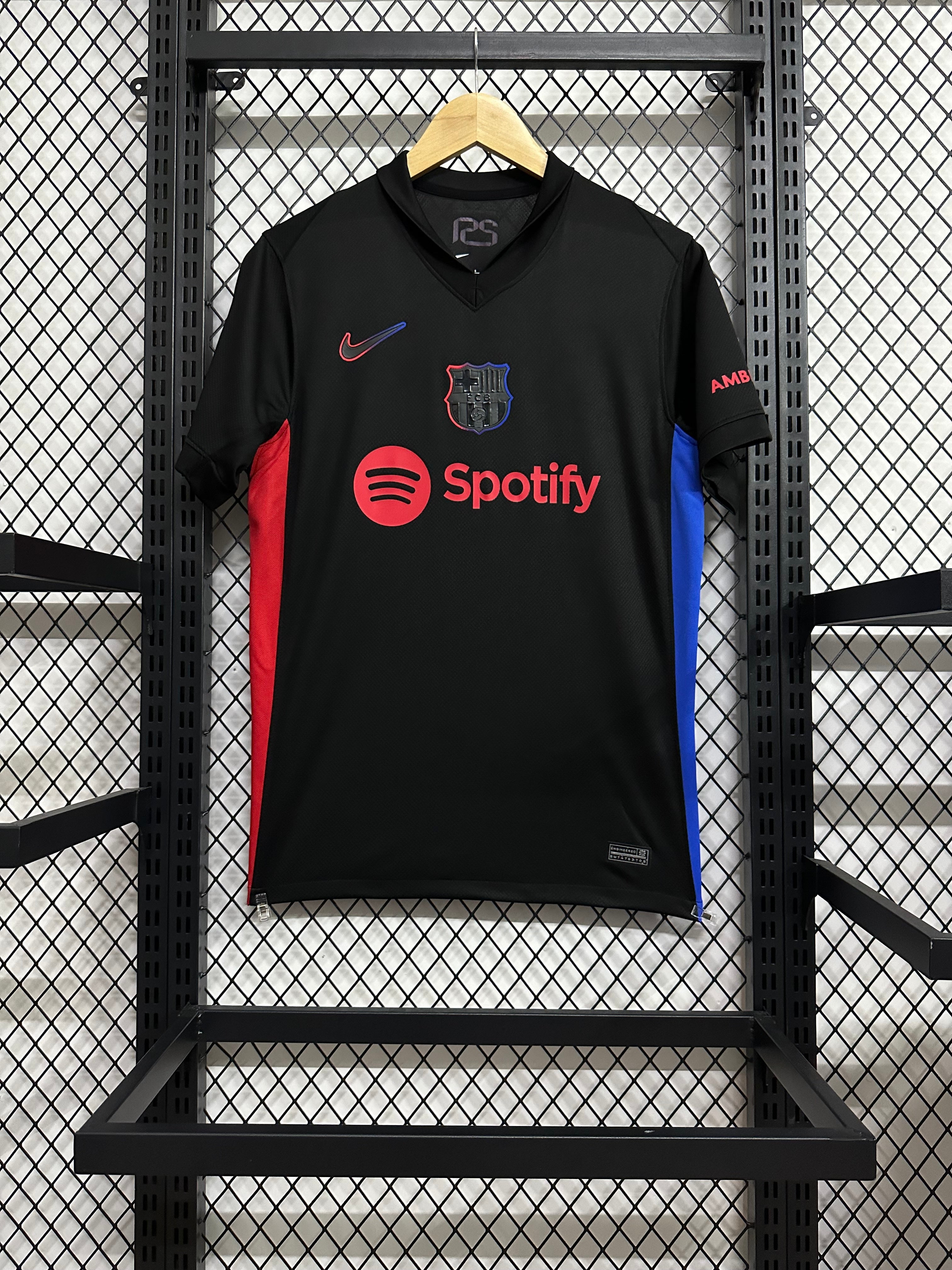 Barcelona Away 24-25 — image 5