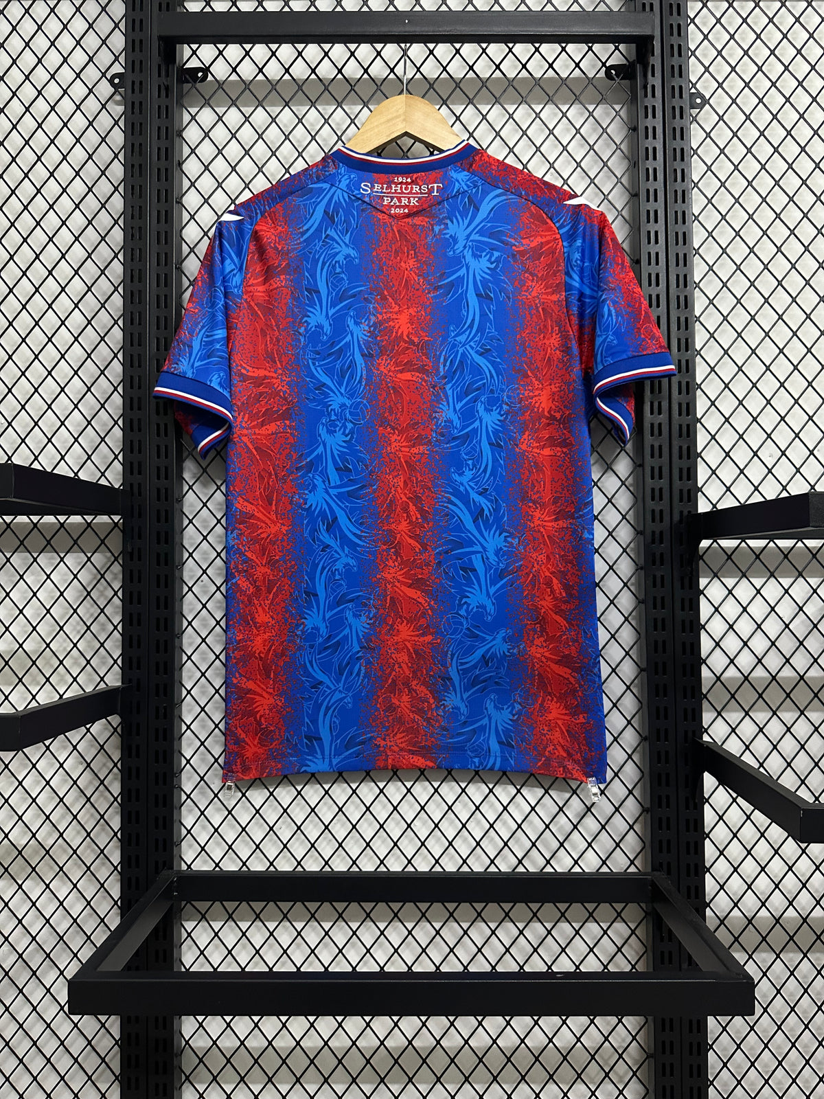 Crystal Palace Home 24-25 — image 3