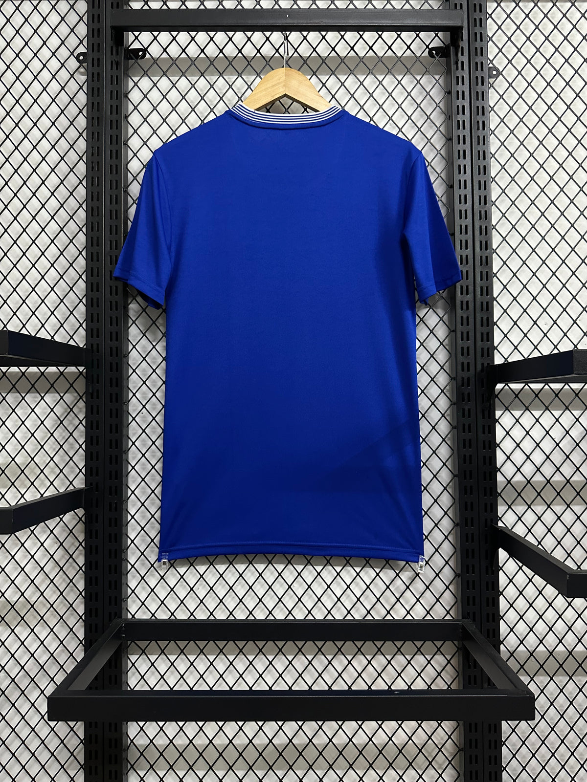 Everton Home 24-25 — image 3