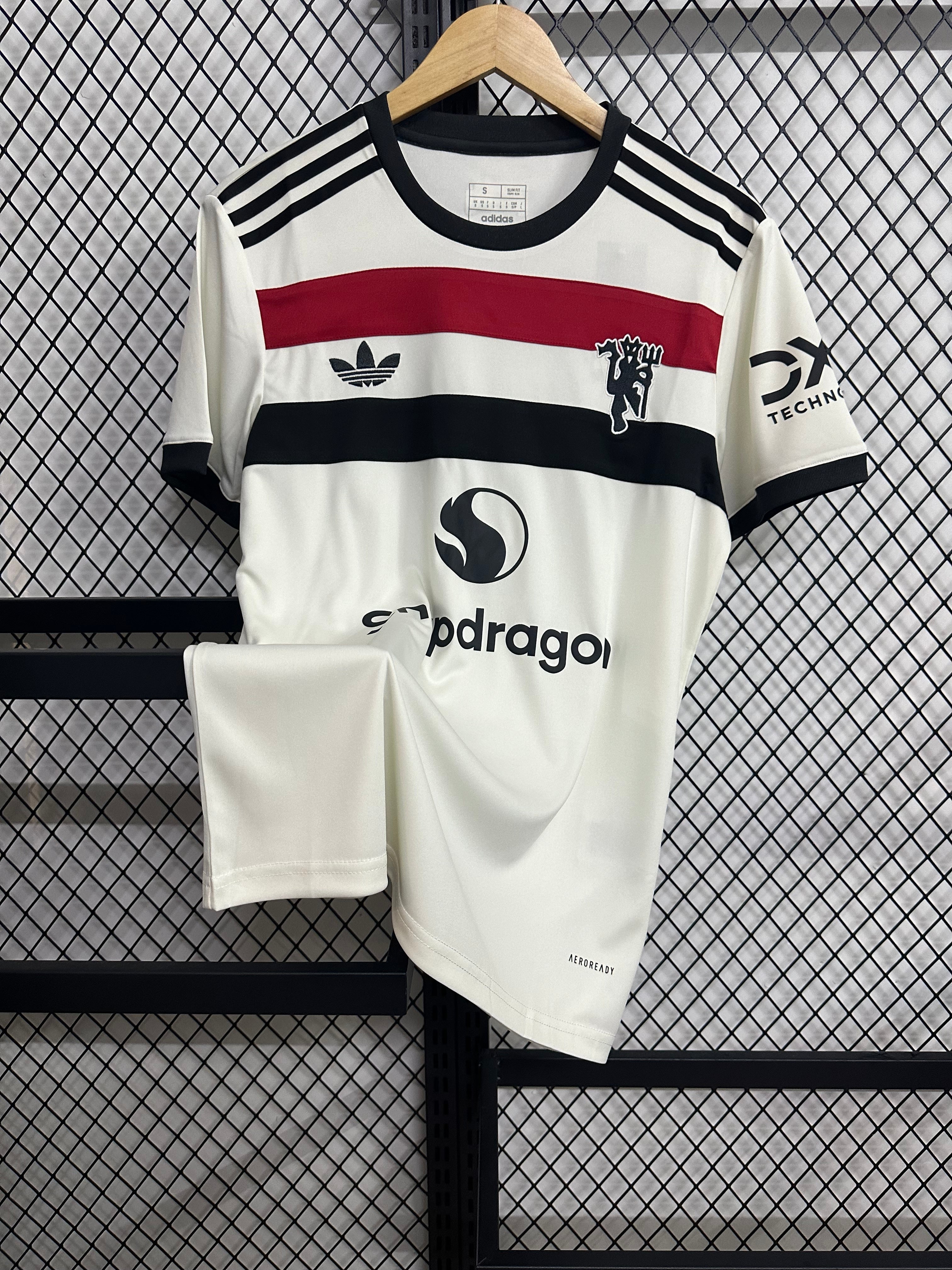 Manchester United Third 24-25 — image 1