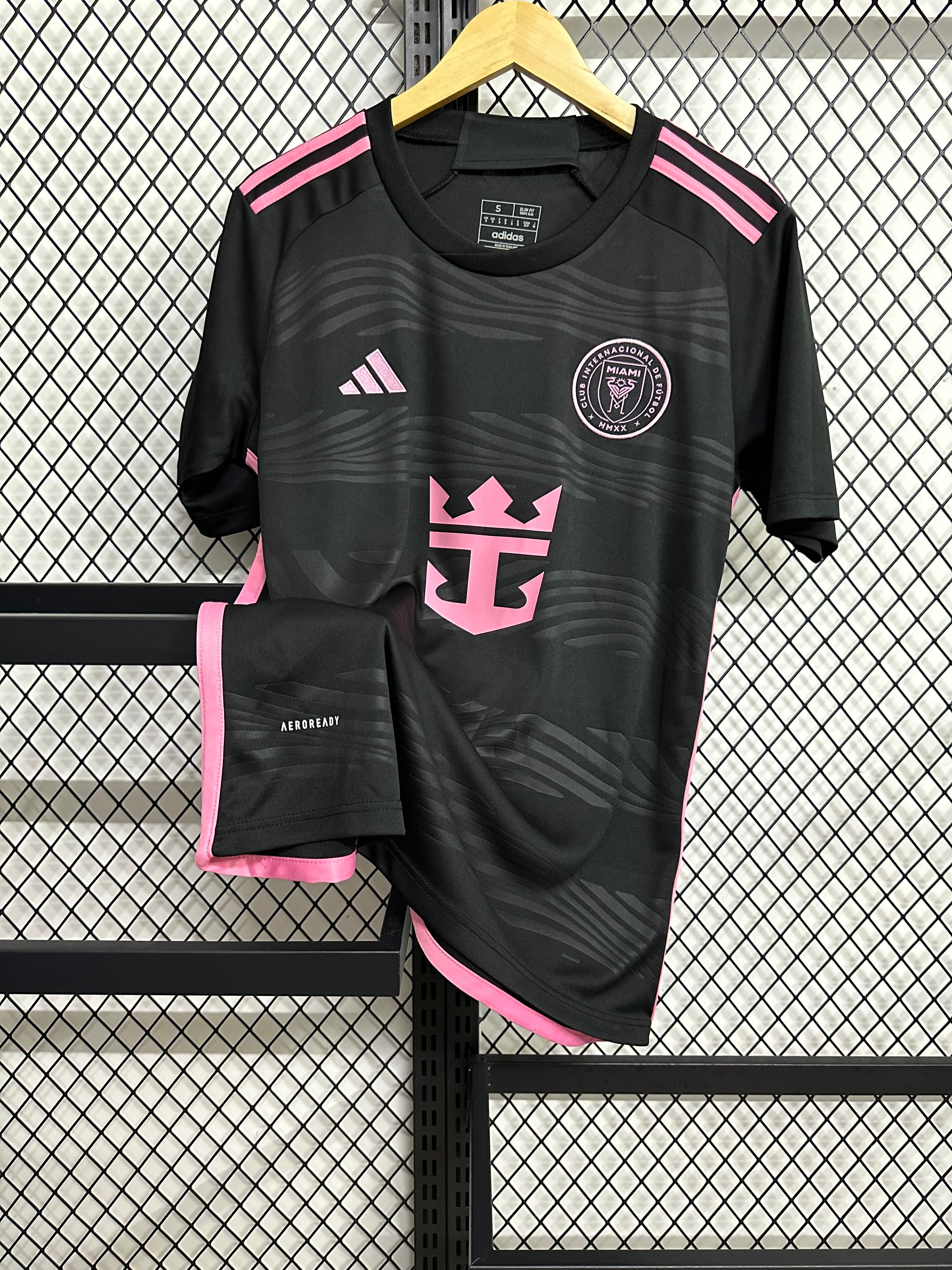 Inter Miami Away 24-25 — image 1