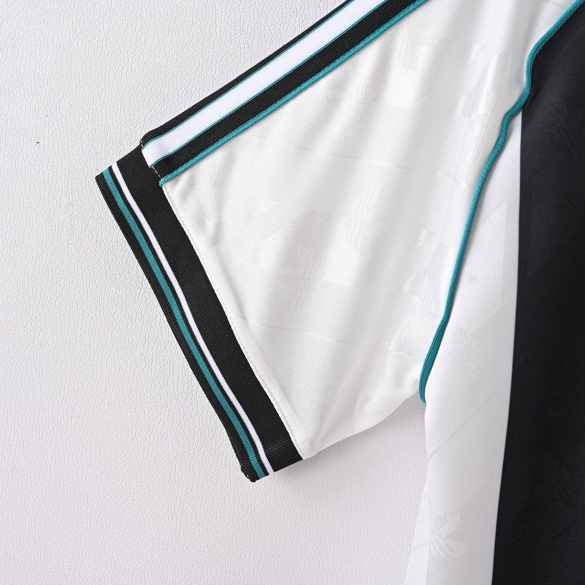 Newcastle United Home 24-25 — image 4