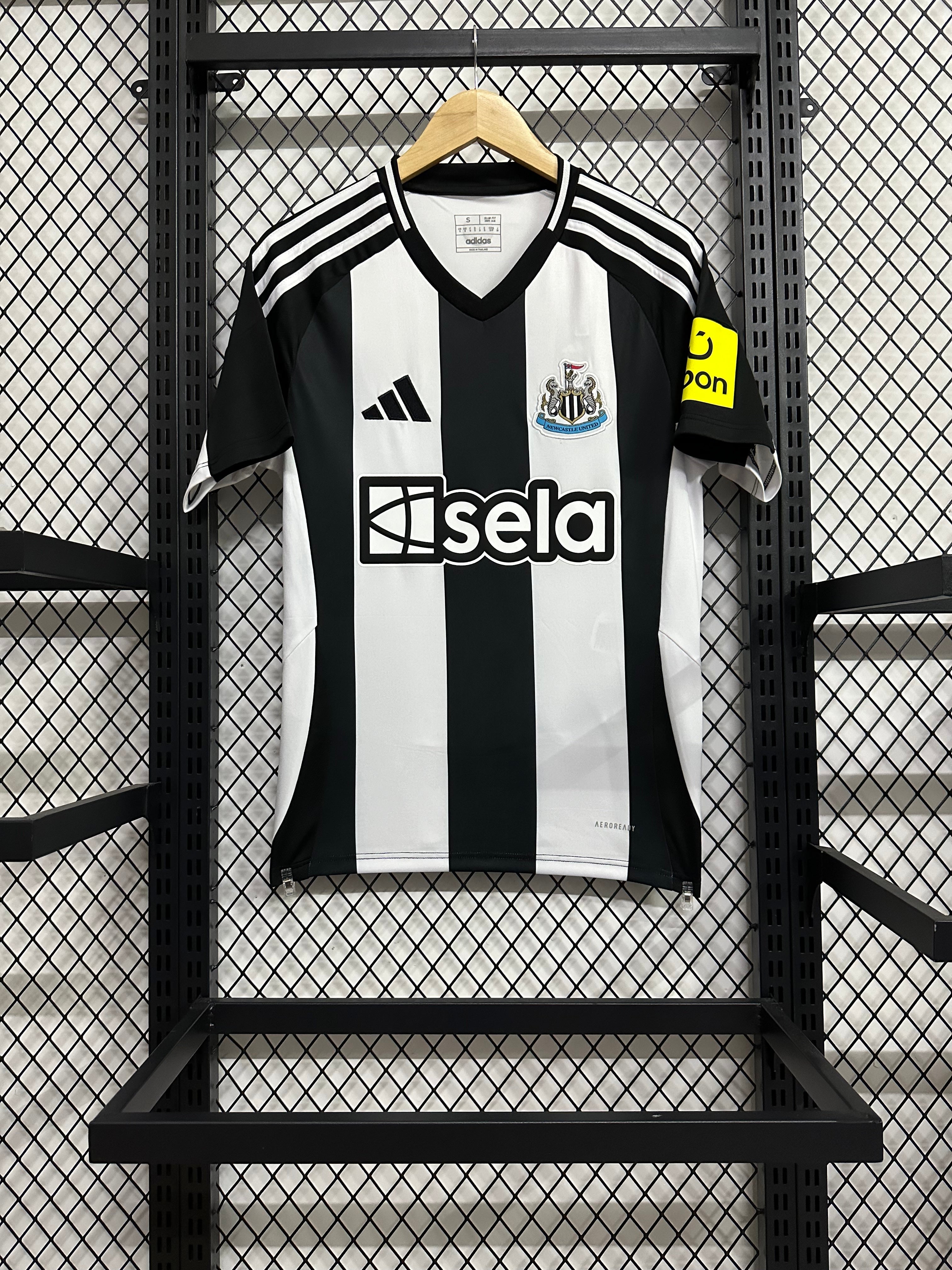 Newcastle Home 24-25 — image 3
